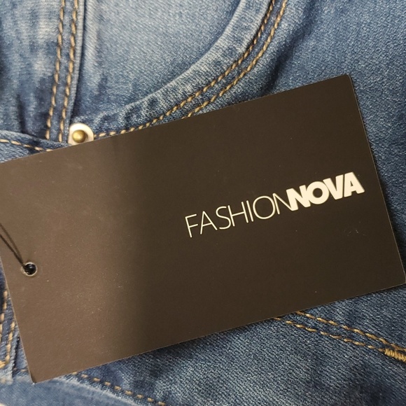 Fashion Nova Squat Like That Booty Lifting Jeans Medium Blue Wash Skinny Size 7 - Picture 3 of 13